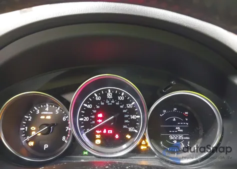 2019 Mazda Cx-5 Sport z USA, uszkodzony, nr VIN JM3KFBBM8K0658808